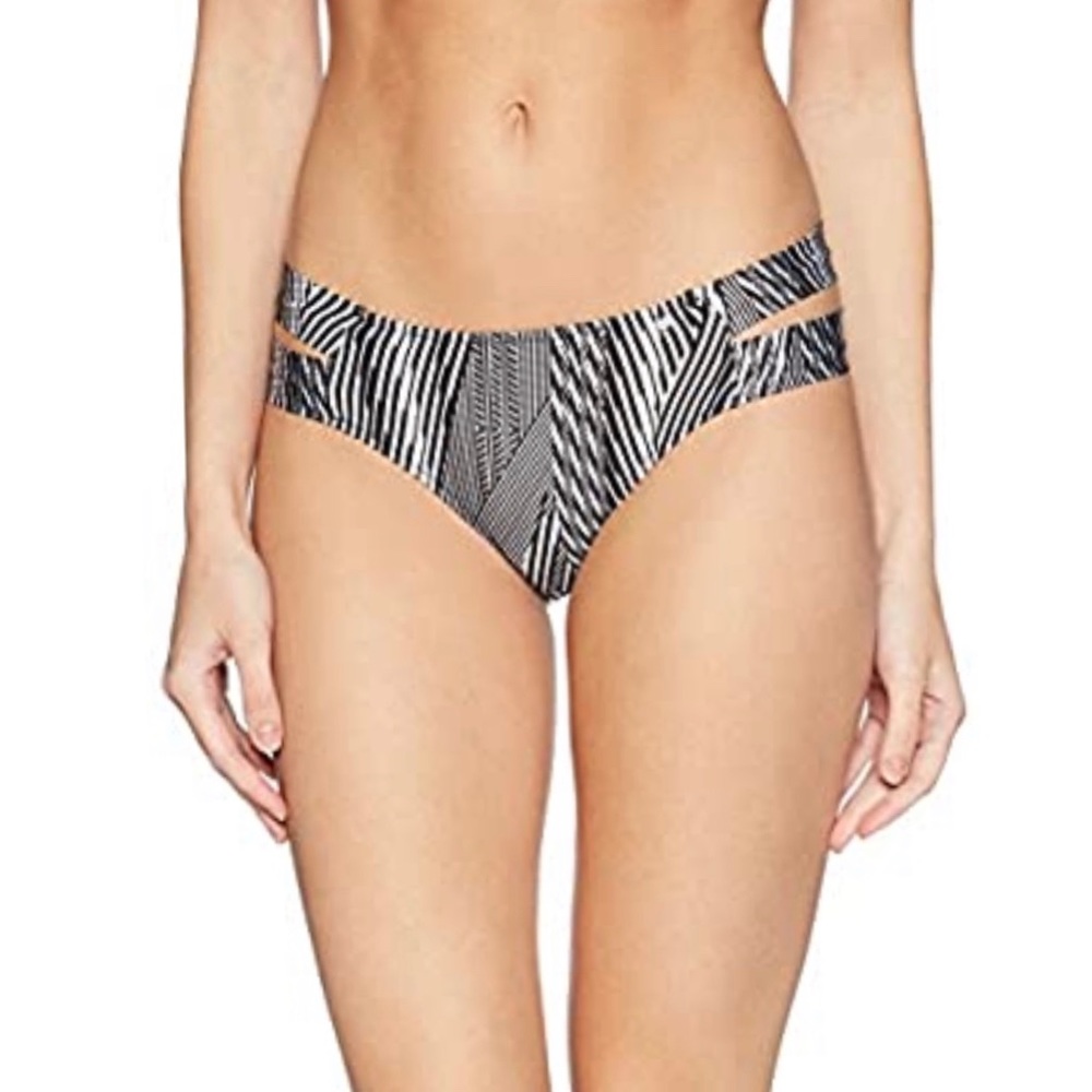 NWT Guess Geometric Brazilian Bikini Bottom